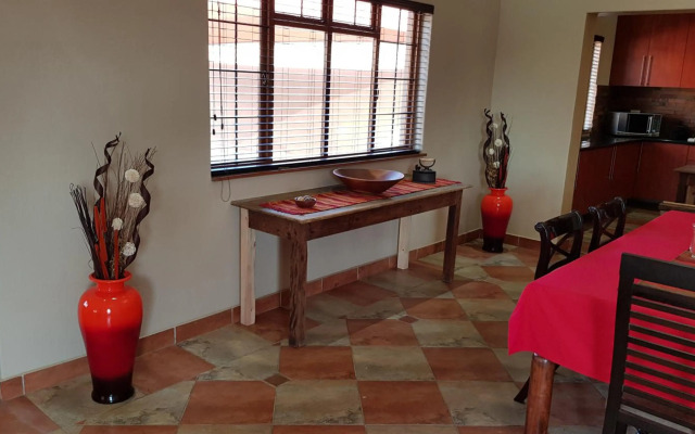 Hornbills Rest Country Home