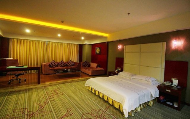 Shuanglong Guangchang Hotel