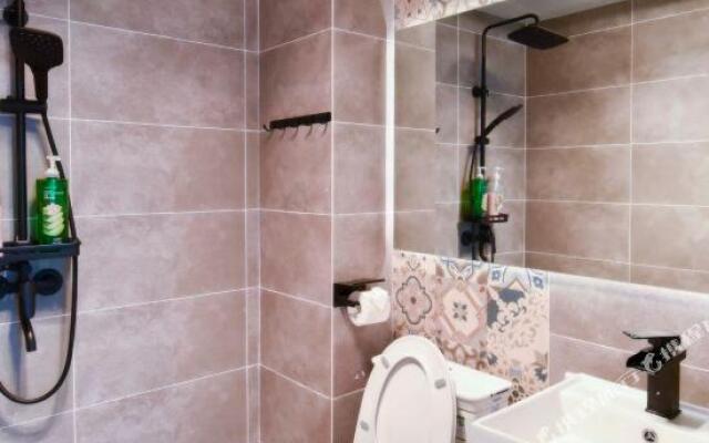 Ideal Home Apartment