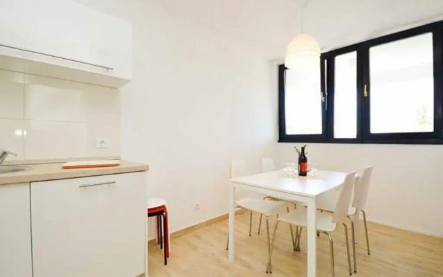 Leut Apartment, 3min beach, 15min center