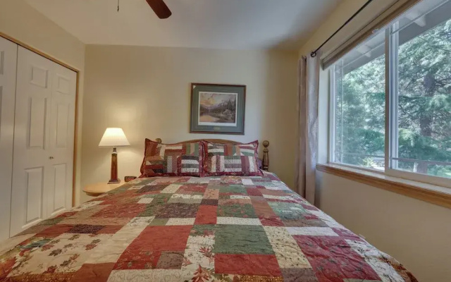 Rustic Klamath Falls Retreat w/ Private Deck! - фото 5