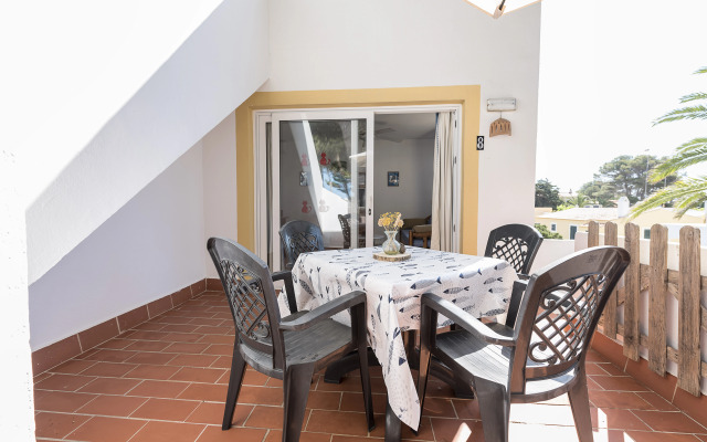 Apartamentos Las Brisas I & II