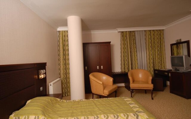 Grand Saatcioglu Otel