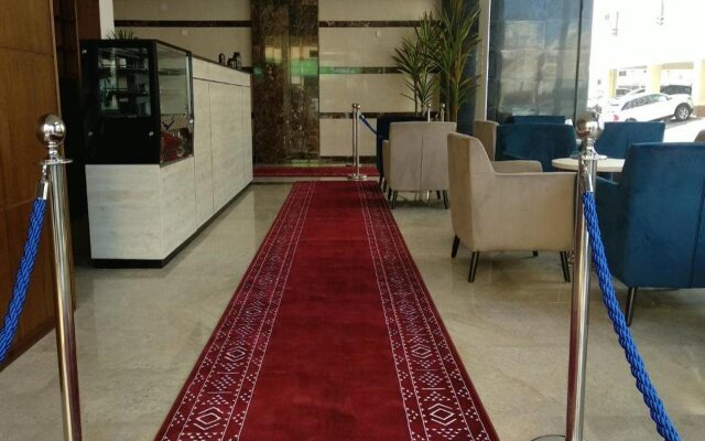 Yan Apartments Hotel