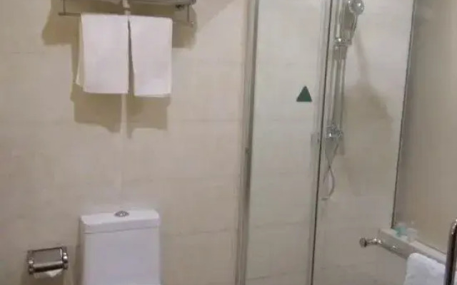 Yiyou Hostel
