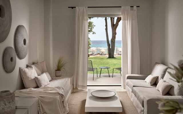 The Bay Hotel & Suites
