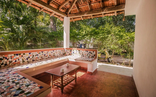 OYO Home 19189 Designer Studio