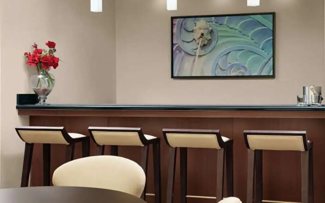 DoubleTree by Hilton  Miami Airport & Convention Center