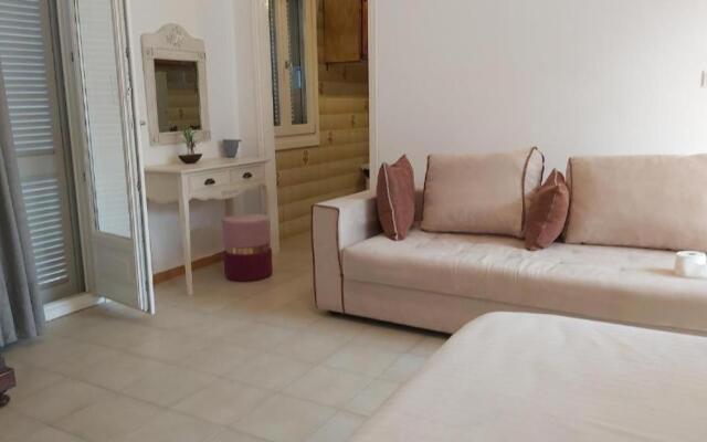 Kas Residence