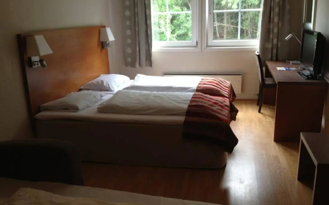 Storebaug Hotell & Kro