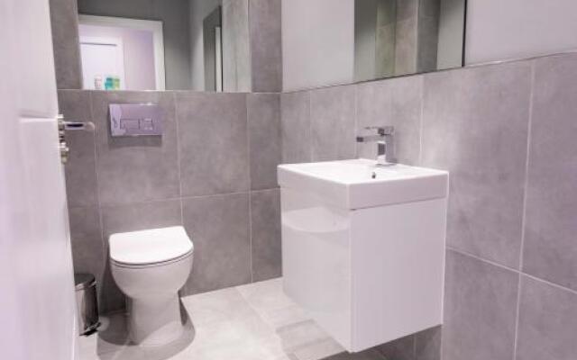 Watford Apartments Century House Self Contained Units