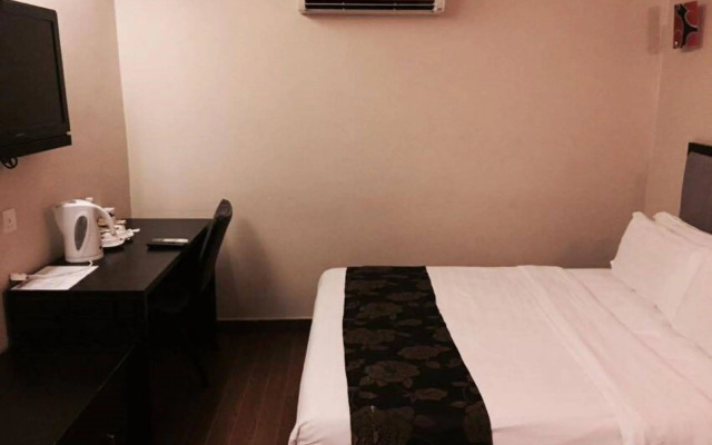 KK Waterfront Hotel