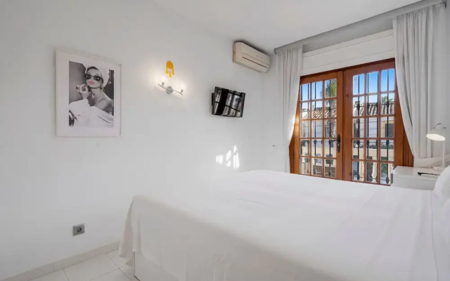 La Campana Apartment With Pool - Ref 60