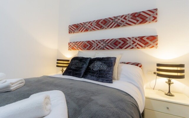 Luminoso Apartamento en la Alfalfa