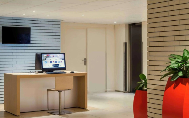 ibis Paris La Défense Esplanade
