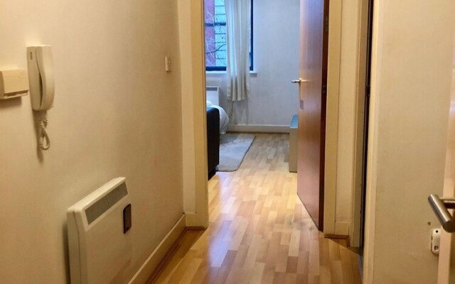 Liverpool City Centre Apartment