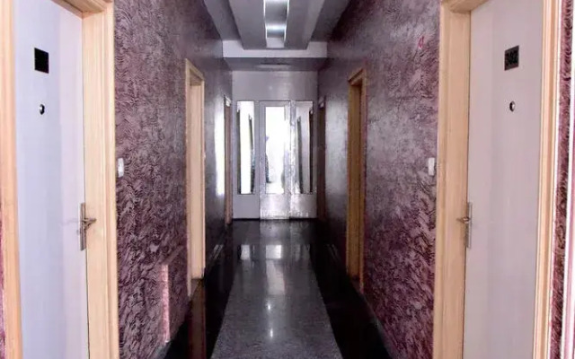 OYO 3950 Hotel Hayat Rabbani