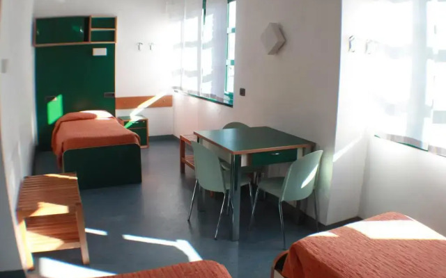 Open011 - Hostel