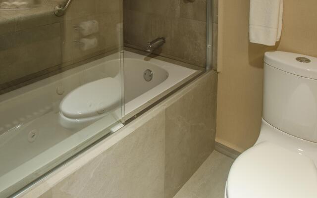 Holiday Inn Express & Suites Celaya by IHG