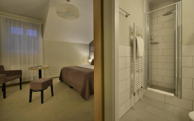 Three Crowns Hotel Prague