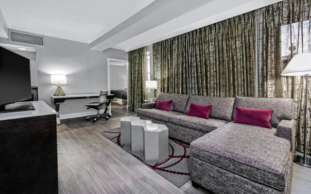 Hotel Indigo Dallas Downtown by IHG
