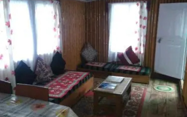 Vikkyz Homestay