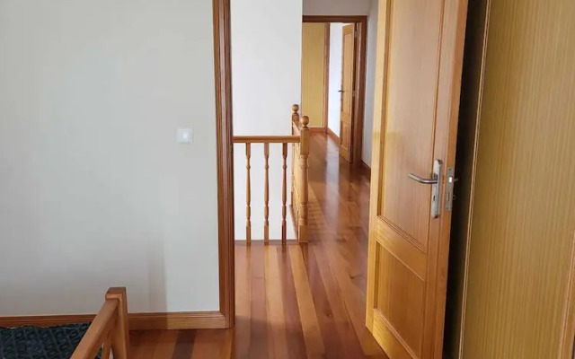 Charming 2-bed House in Ponta Delgada