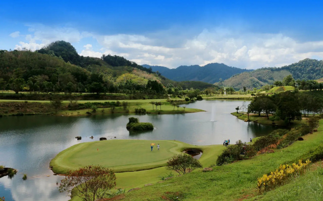 Katathong Golf Resort & Spa