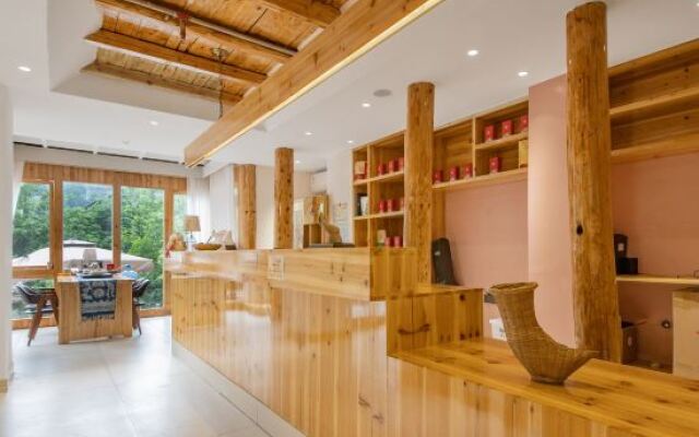 Zhaoxing Sidongju Boutique Inn