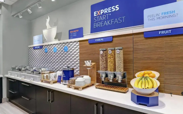 Holiday Inn Express Kingston West by IHG