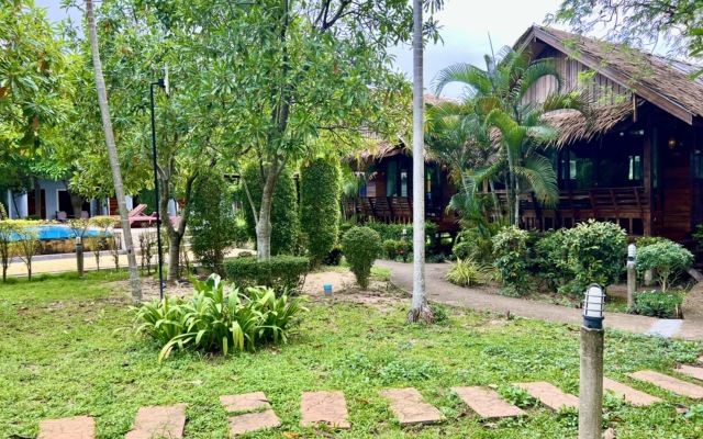 Bora Bora Villa Phuket