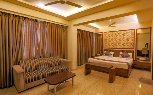Fabhotel Surya