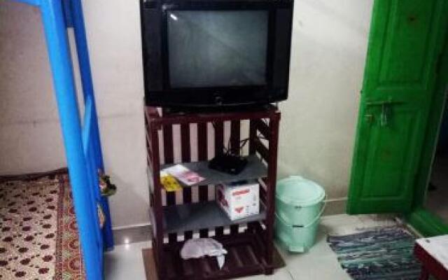 KKS Balaji Mens Hostel