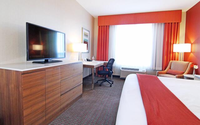 Holiday Inn Express & Suites Calgary NW - University Area, an IHG Hotel