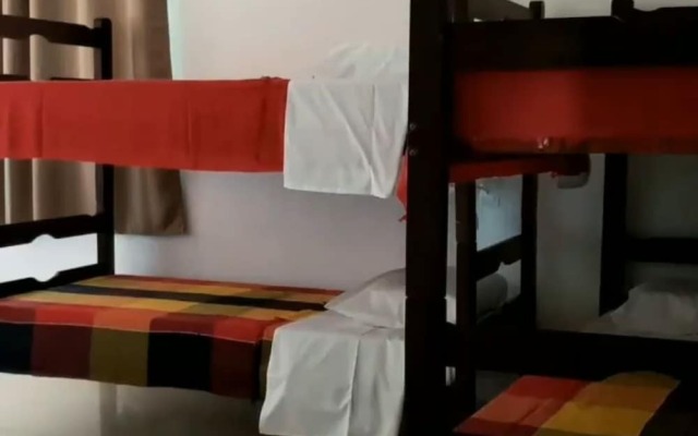 Lá na Praia Pousada e Hostel