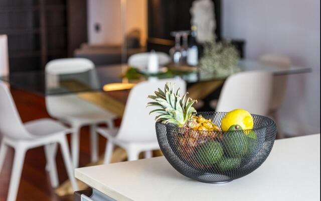 Spacious beach apartment with private parking