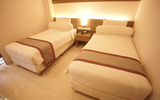 Viva Hotel Kediri, Azana Hotels Collection
