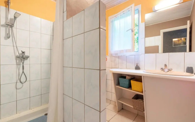 Tranquil Villa in Les Salelles