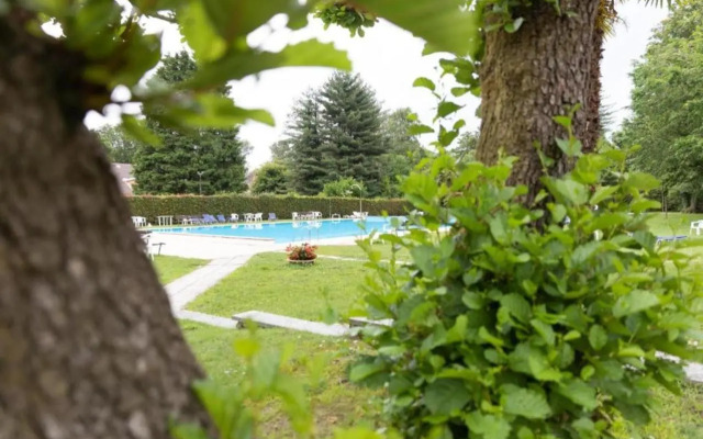 Nice lake view apartment