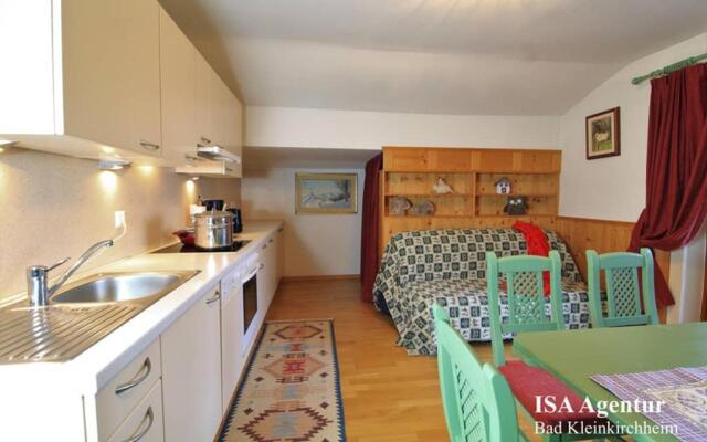 Family Apartment ENZIAN Top 9