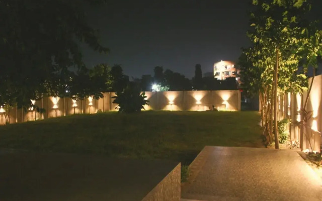 Utsav Grand by ShriGo Hotels