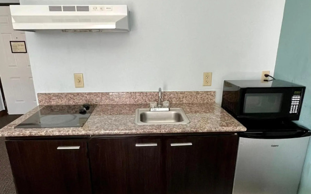 Americas Best Value Inn Sulphur