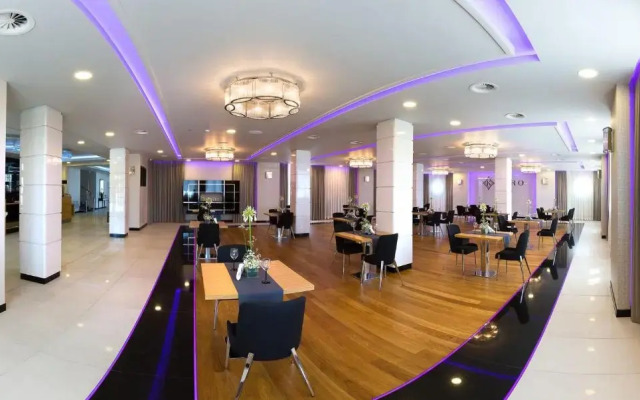 Hotel KARO
