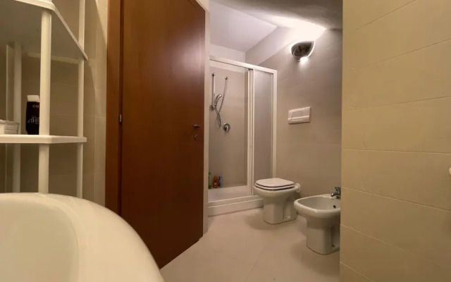 Modern Apartment, Private Garden, 25km From Milan