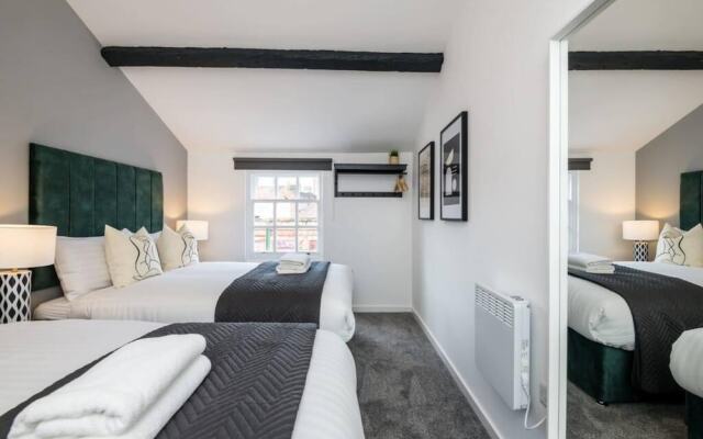 Host Apartments The Roscoe Carriage House