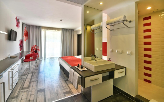 Hotel Grifid Foresta  Adults Only
