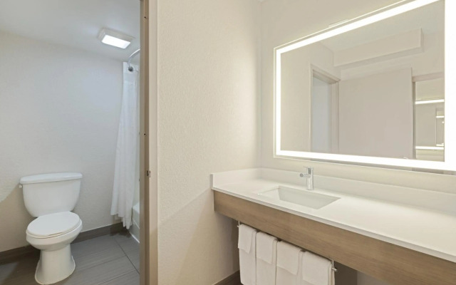Holiday Inn Express Hotel & Suites Ft. Lauderdale-Plantation by IHG