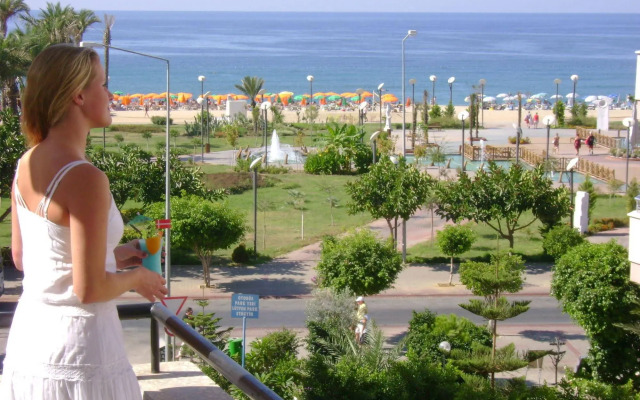 Kleopatra Carina Hotel