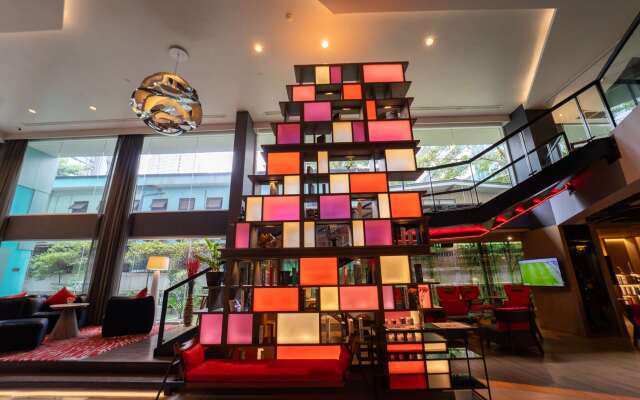 Park Plaza Bangkok Soi 18