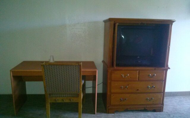 Val U Stay Inn and Suites